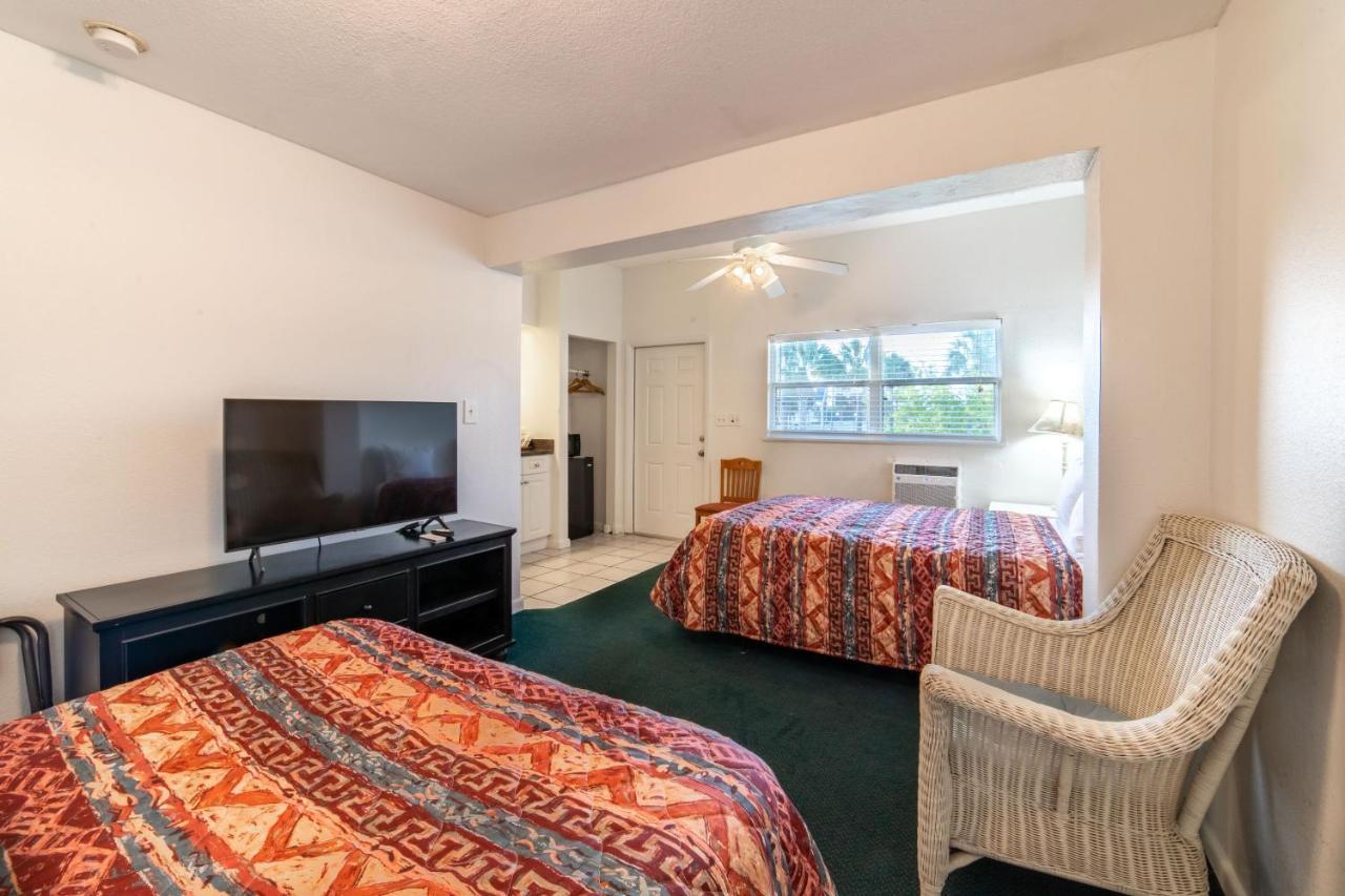 Captain'S Table Hotel By Everglades Adventures Everglades City Exterior foto